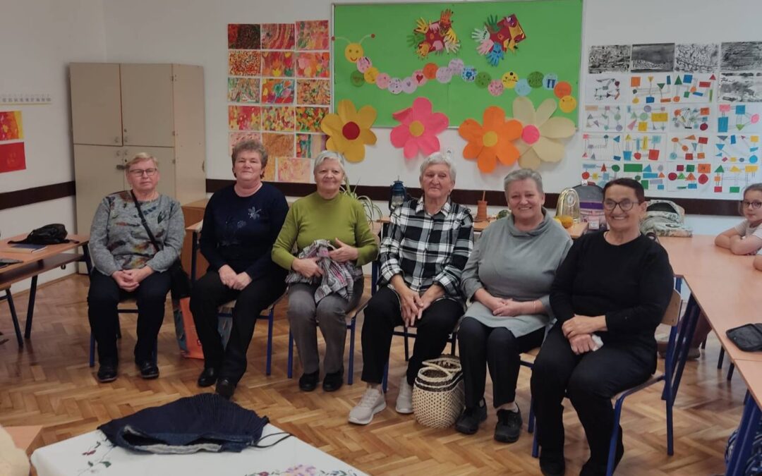 Naše bake ponovno u školi